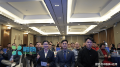 侧沉AI合规审查取智能投顾